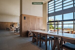 Condo, 1 cama King size, cocina, vista a la ciudad (Be Grand Reforma 3908) | Restaurantes