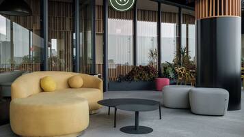 Studio, 1 Queen Bed, Kitchen, City View (Sky Town 2004) | Lobby