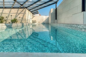 Pool - Luxury 2 BR Condo - Rooftop Pool With City View (Mexico City)