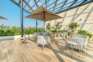 Apartamento, 2 camas de matrimonio, cocina, vistas a la ciudad (Av Michoacan 21 403) | Restaurante al aire libre