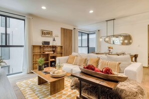 Apartment, 2 Queen Beds, Kitchen, City View (Av Michoacan 21 403) | Living area - Luxury 2 BR Condo - Rooftop Pool With City View (Mexico City)