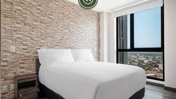 1 habitación, decoración personalizada y muebles diferentes