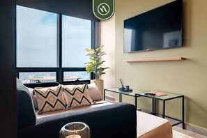 Apartment, 1 King Bed, Kitchen, City View (Be Grand Reforma 2918) | Living area - Amazing 1 BR Condo in Reforma - Pool - Gym - King (Mexico City)