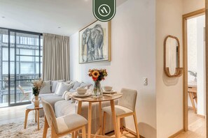 Appartement, plusieurs lits, cuisine, vue ville (Unico Roma Torre Maple 302) | Intérieur