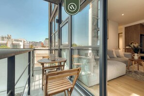 Appartement, plusieurs lits, cuisine, vue ville (Unico Roma Torre Maple 302) | Restauration extérieure