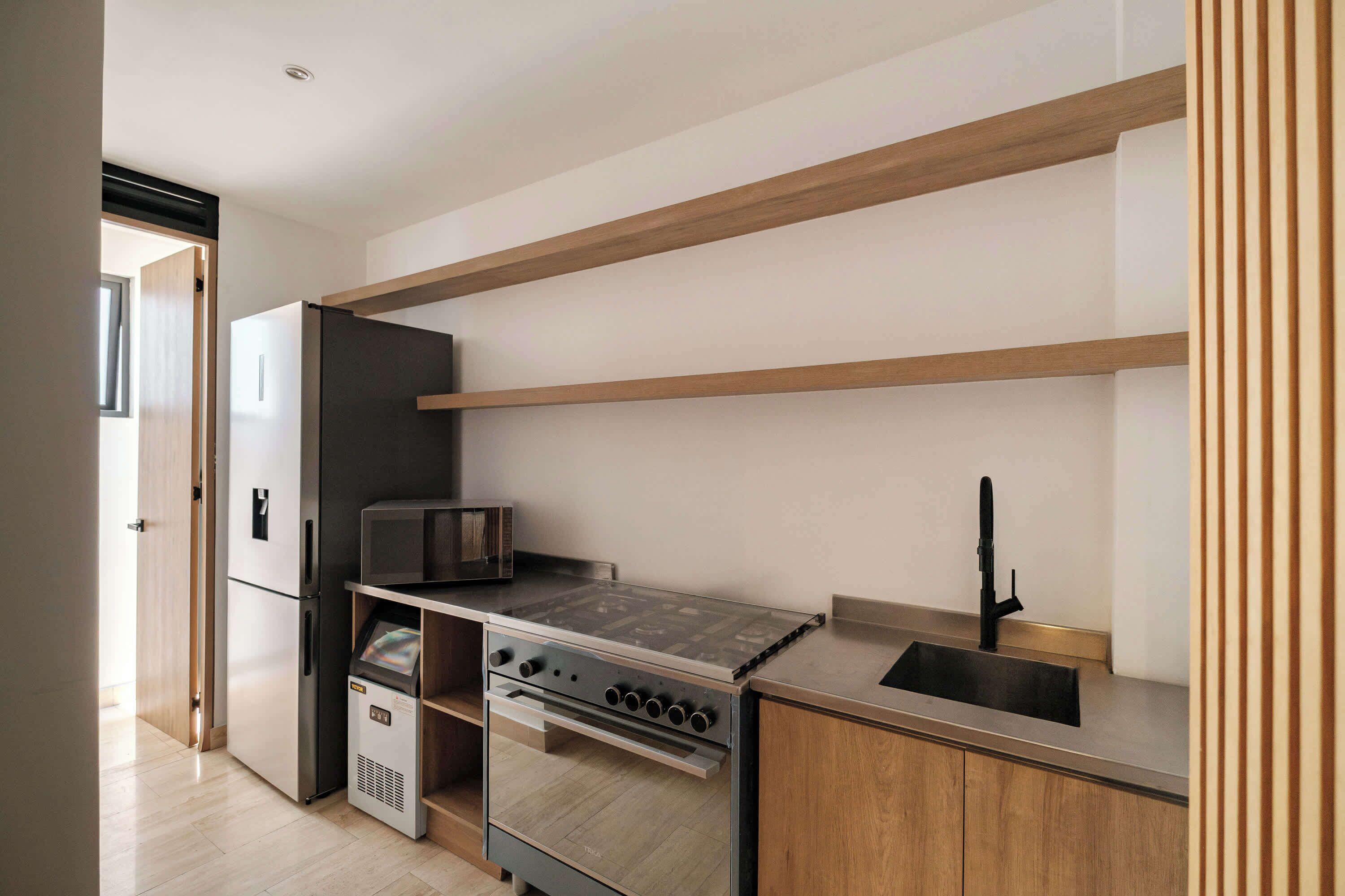 Appartement, plusieurs lits, cuisine, vue ville (Unico Roma Torre Maple 302) | Cuisine privée | Bouilloire électrique