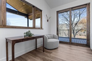 Smart TV - Steamboat Monthly Rental | Furnished Condo by Yampa River | Free Bus Route (Steamboat Springs)