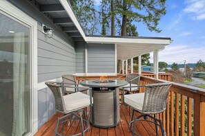 Property grounds - Hood Canal Retreat with Water Views: Hot Tub, Fire Table, Forest Escape (Hoodsport)