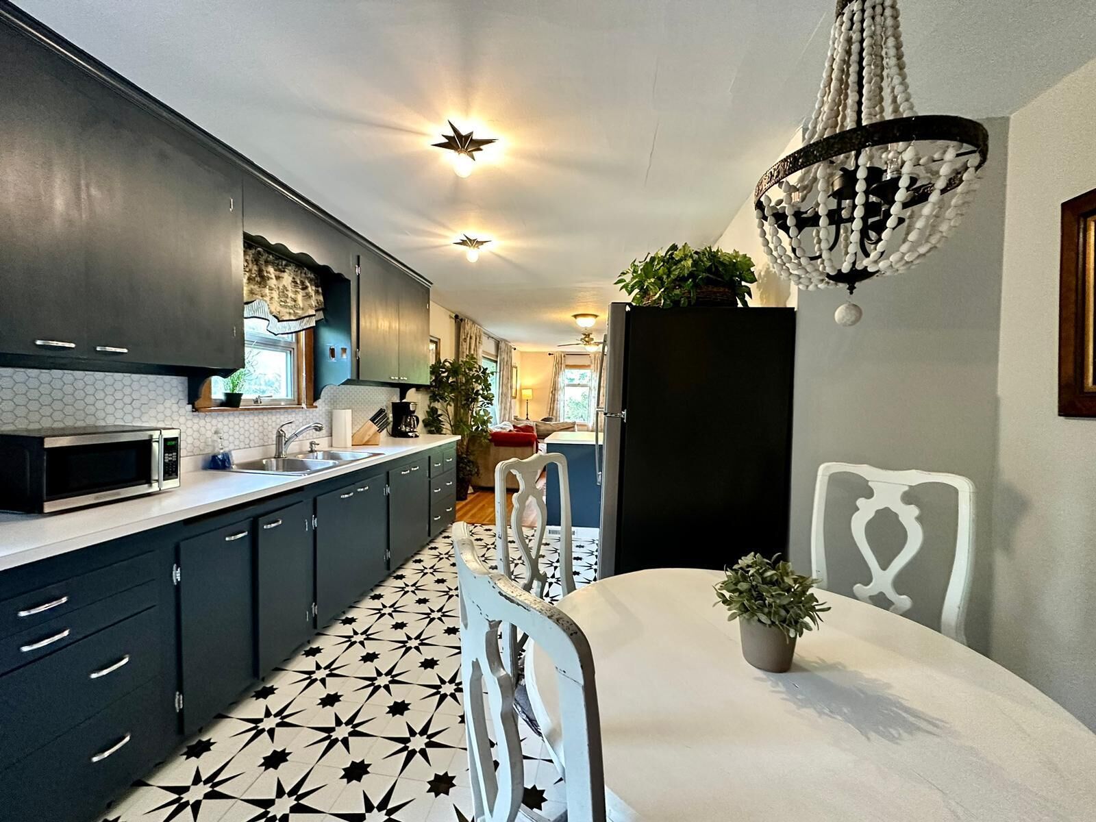 Superior House, Balcony | Private kitchen