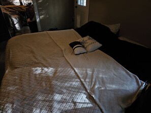 2 Schlafzimmer, Internetzugang, Bettwäsche
