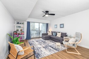 Living area - Beachside Getaway Updated 1BR with Wi-Fi & Pool (Ocean City)