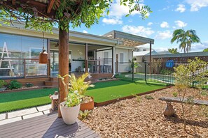 Property grounds - Bella Vista in Paradise (Long Jetty)