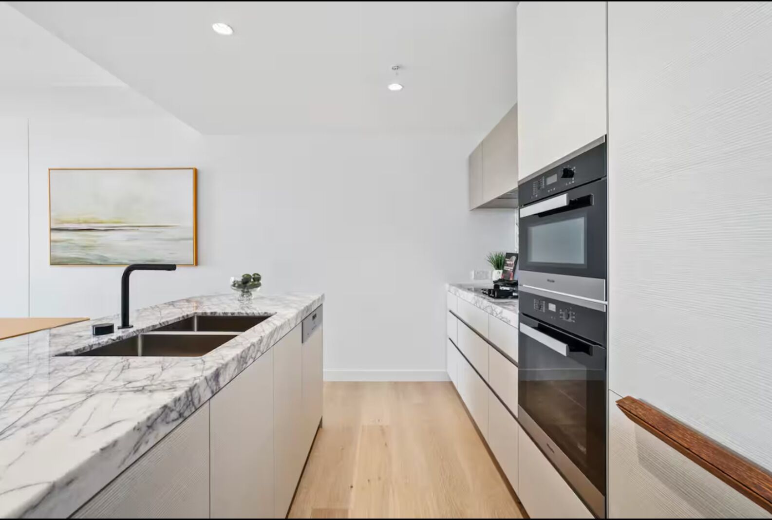 Apartment, 2 Bedrooms, Accessible, Balcony | Interior