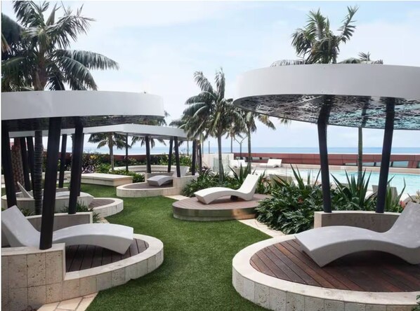 公寓, 2 間臥室, 無障礙, 陽台 | 游泳池 | 室外游泳池