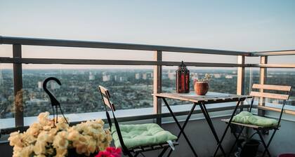 Beautiful penthouse with great view in NORTH YORK of Toronto