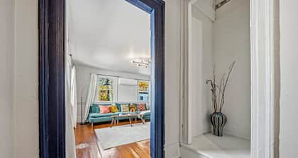 Historic 2-Bedroom Gem Overlooking Portland Harbor, Walk Everywhere