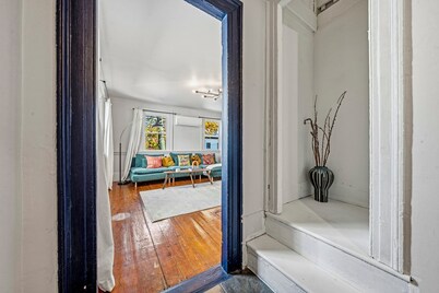 Historic 2-Bedroom Gem Overlooking Portland Harbor, Walk Everywhere
