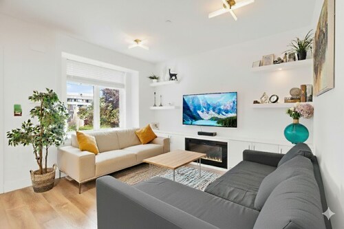 WestCoastNest - Centrally located Vancouver home