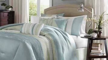 4 chambres, fer et planche à repasser, Wi-Fi, draps fournis