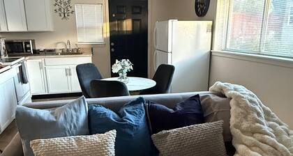 Cozy and peaceful 2-bedrooms basement/apartment