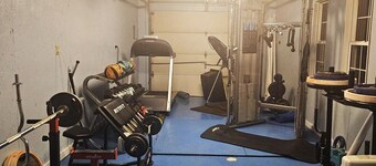 Charming barn with 1 bedroom and AC, fitness room in lovely Salem