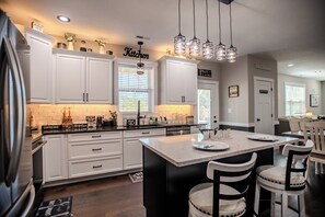 Microwave, oven, stovetop, dishwasher - Beautiful New Construction Home in Weaverville (Weaverville)