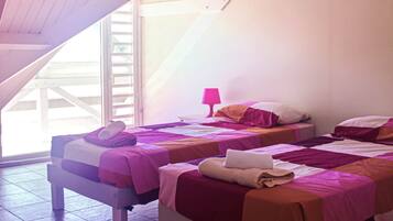 3 chambres, fer et planche Ă repasser, Wi-Fi, draps fournis