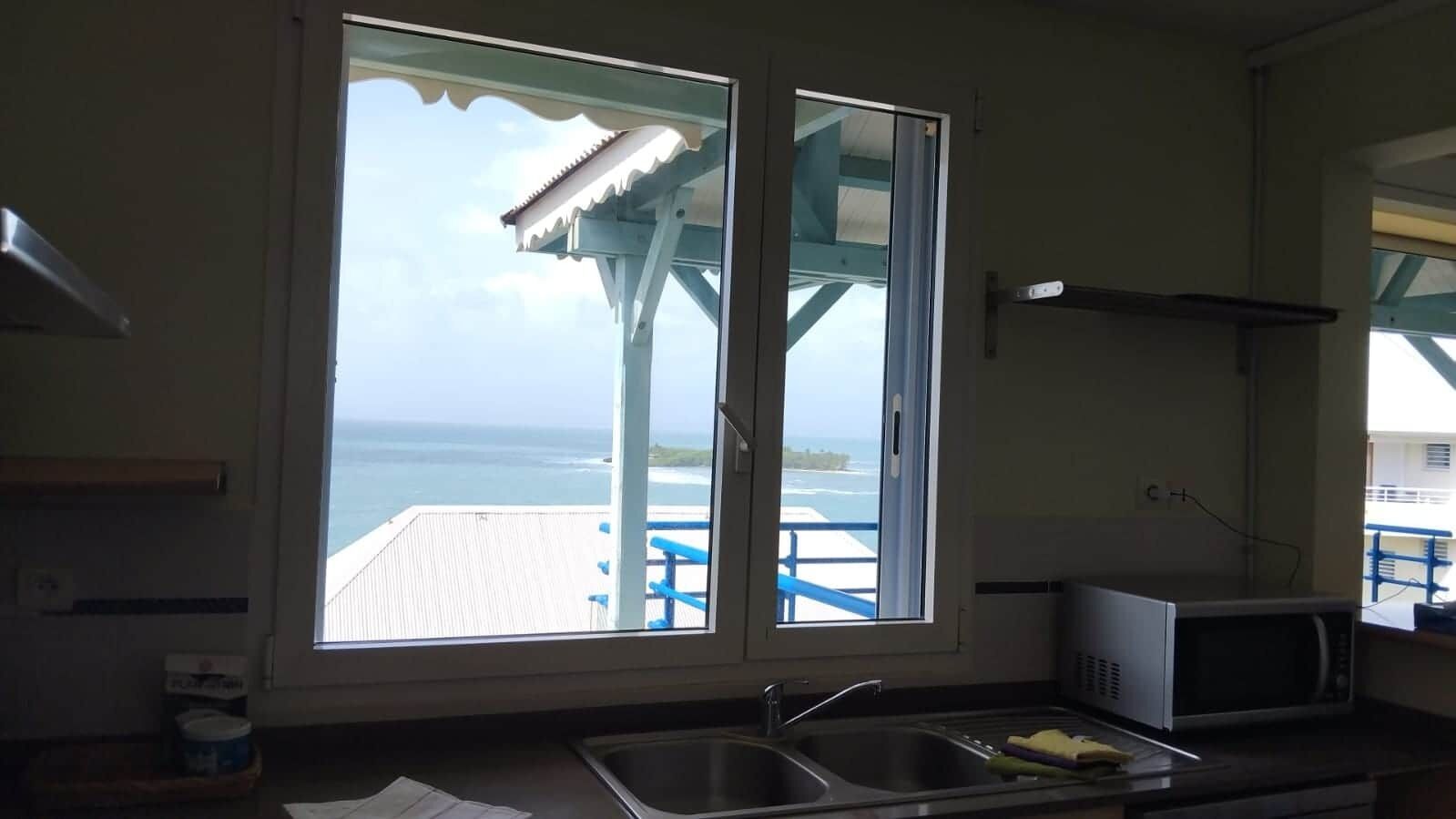 Fridge, microwave, oven, cookware/dishes/utensils