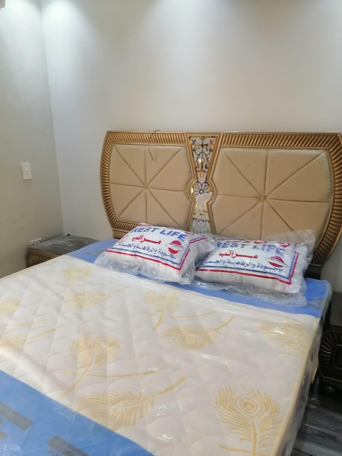 3 chambres, fer et planche à repasser, Wi-Fi, draps fournis