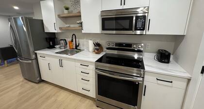 Cozy & Stylish Retreat with Modern Comforts