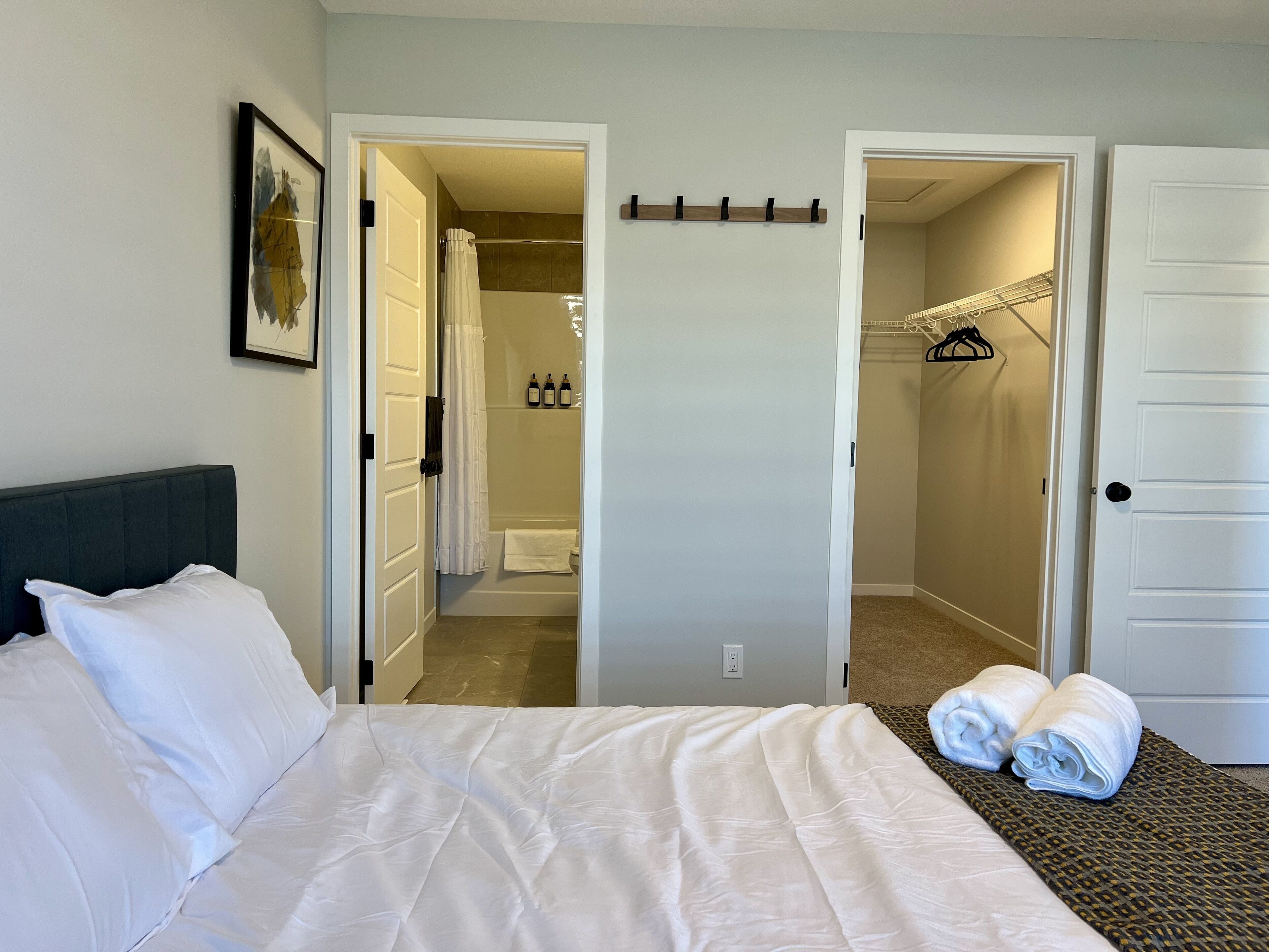 3 slaapkamers, een bureau, gratis wifi, beddengoed