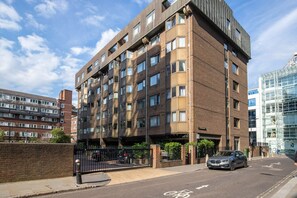 Exterior - Blueground | City of London, view, nr Tower Bridge (London)