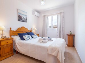 Silitysrauta/-lauta, internet, vuodevaatteet