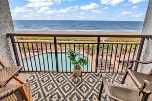 Property grounds - Sun & Surf Oceanfront Retreat (Myrtle Beach)