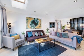 家庭独�立别墅 | 免费 WiFi、床单