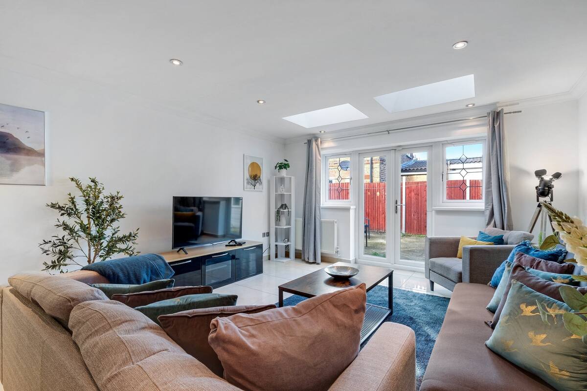 Family House | Living area