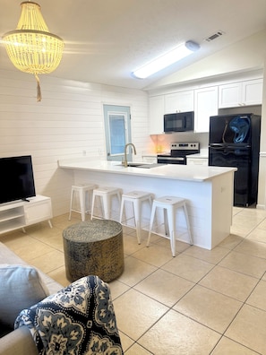 Microwave, oven, stovetop, dishwasher