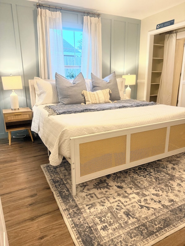 3 bedrooms, WiFi, bed sheets