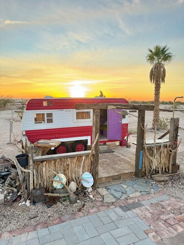 Colorful trailer in Winterhaven with AC