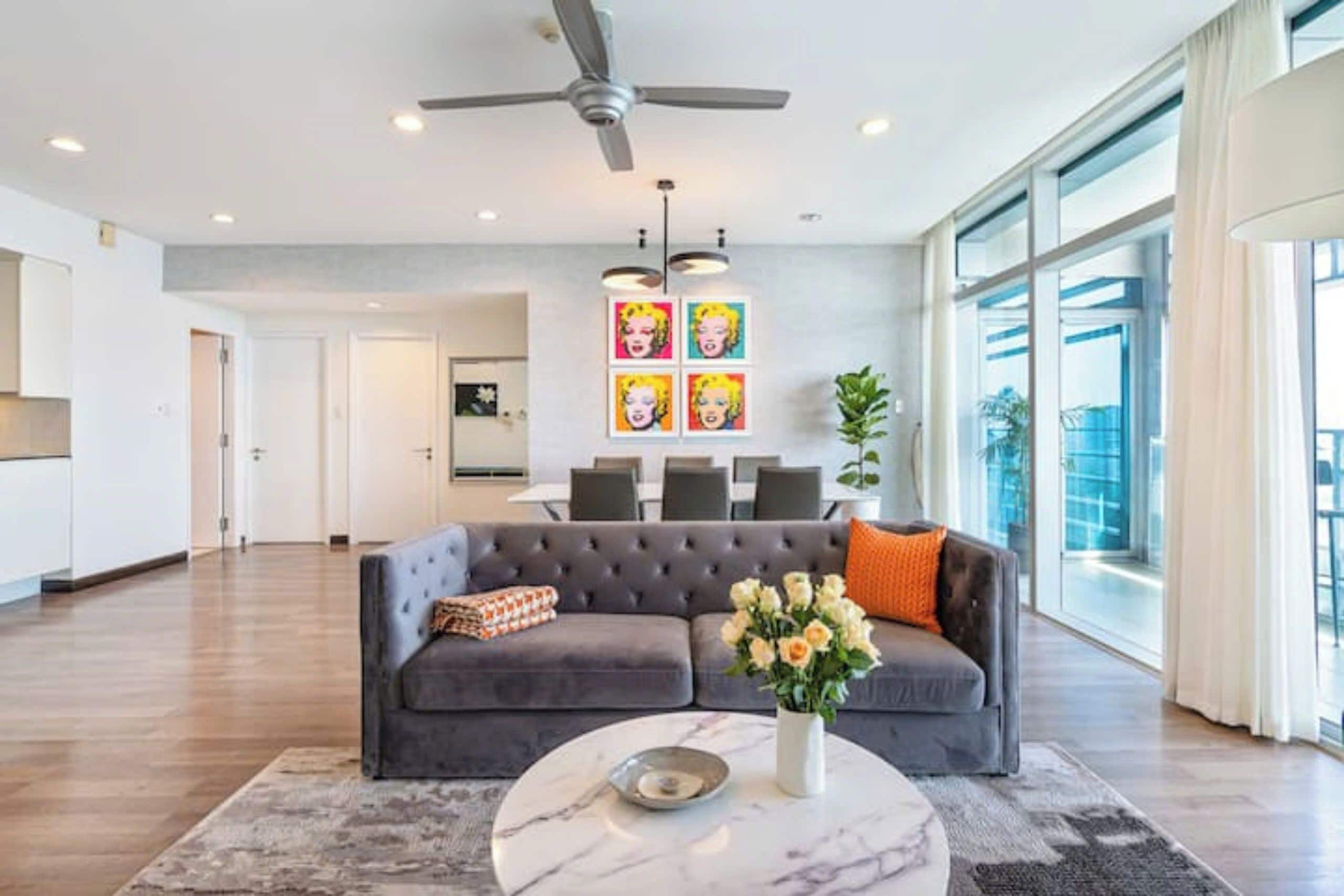 Phòng Suite dành cho gia đình, 3 phòng ngủ, quyền sử dụng Club Lounge, quang cảnh thành phố | Bộ trải giường bằng vải cotton Ai Cập, bộ đồ giường cao cấp 