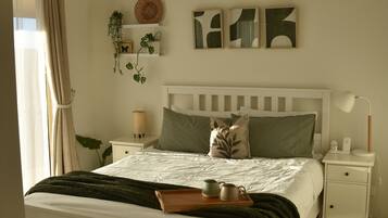 2 Schlafzimmer, Bügeleisen/Bügelbrett, kostenloses WLAN, Bettwäsche