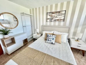 2 bedrooms, iron/ironing board, Internet, bed sheets - Beachfront 2-Bedroom Apartment with Resort-Style Amenities in Luquillo (Luquillo)
