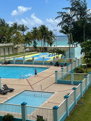 Pool - Beachfront 2-Bedroom Apartment with Resort-Style Amenities in Luquillo (Luquillo)