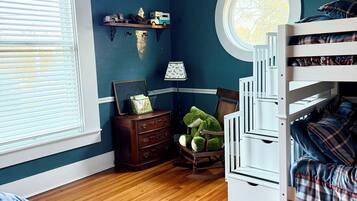 4 habitaciones, tabla de planchar con plancha y wifi gratis