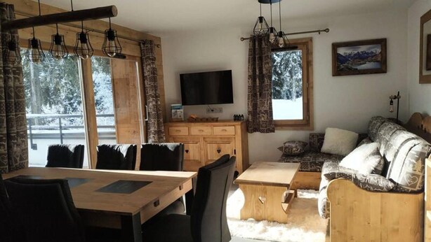Interior - Apartment in La Foret With Mont Blanc Views (Villard-sur-Doron)