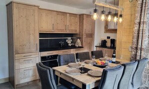 Dining - Apartment in La Foret With Mont Blanc Views (Villard-sur-Doron)