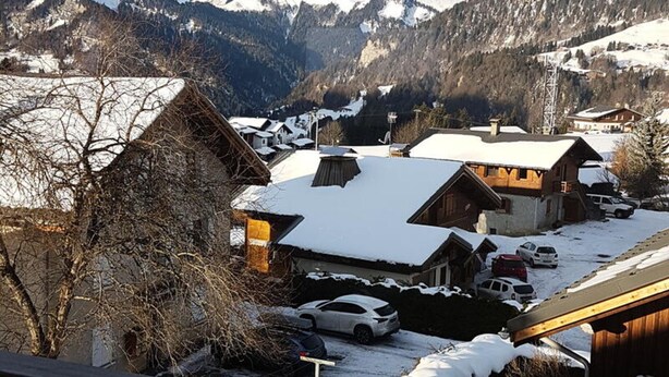 Exterior - Chalet in Notre Dame Near Ski Slopes (Notre-Dame-de-Bellecombe)