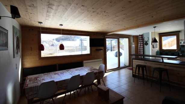 Unclassified image, 1 of 3, button - Apartment for 6 People, 3, East-facing (Valloire)