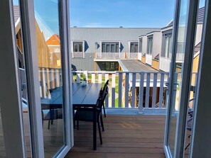 Apartment | Balcony - Beautiful Lodge Located on the Church Square (Zoutelande)