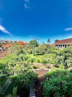 Property grounds - New Mekar Jaya Hotel (Kuta)
